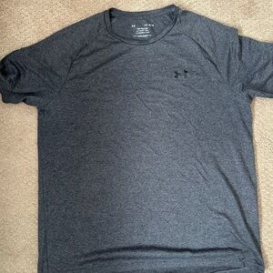 Under Armour Men’s Dark Gray Heather Performance Tee